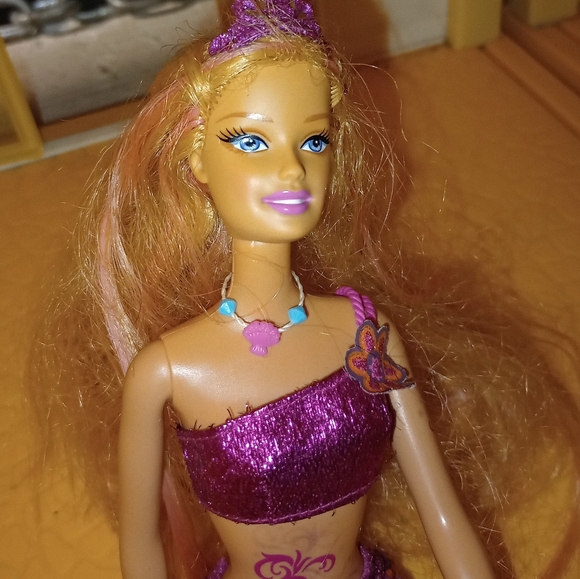 Barbie in a Mermaid Tail Barbie Merliah Doll & Zuma the dolphin toy - Picture 11 of 15